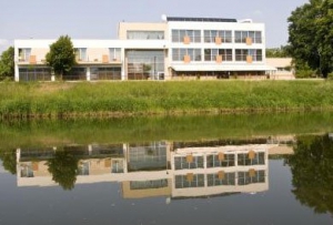 Hotel River